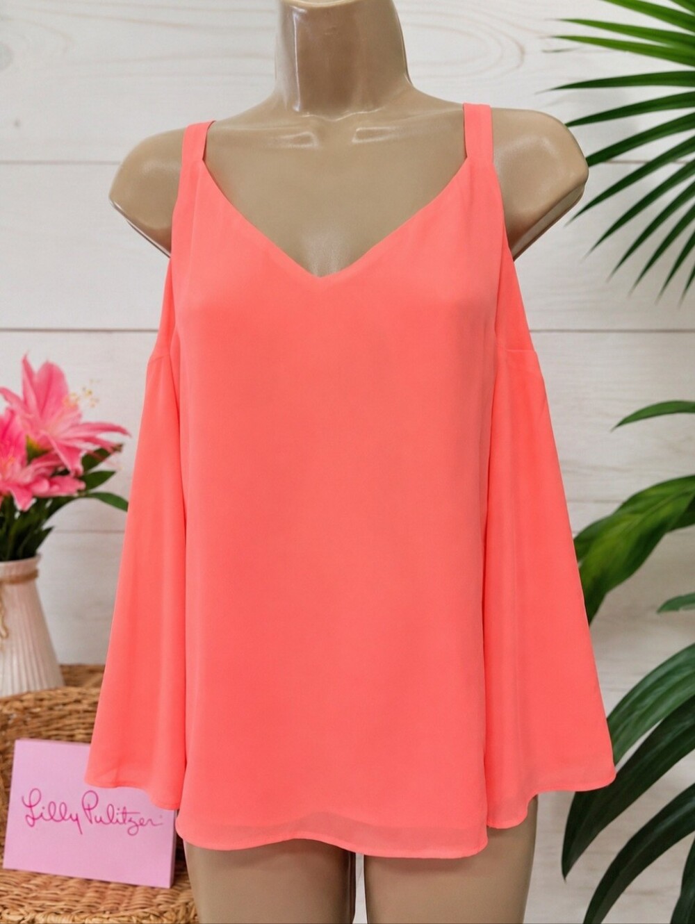 Lilly Pulitzer Nadia Cami โ Lillyโs Coral โ Size Medium โ NWT ๐บ๐ฉท